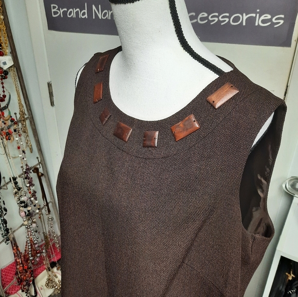 DRESS - Picture 3 of 5